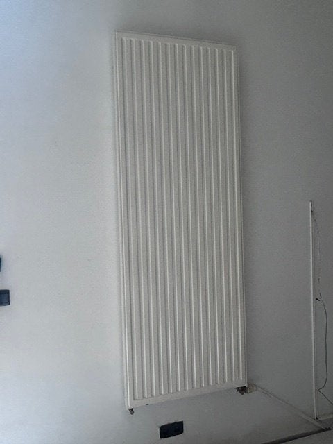 Paneelradiator RADSON met thermostatische kraan, Ophalen, Gebruikt, Radiator