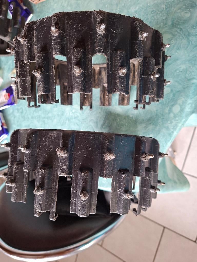 overzetwiel met metalen studs Robomow RoboGrips RS-MS, Ophalen of Verzenden, Gebruikt