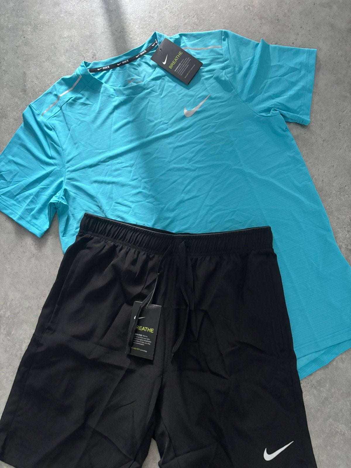 Nike runt nieuw, Verzenden, Zo goed als nieuw, Maat 52/54 (L)