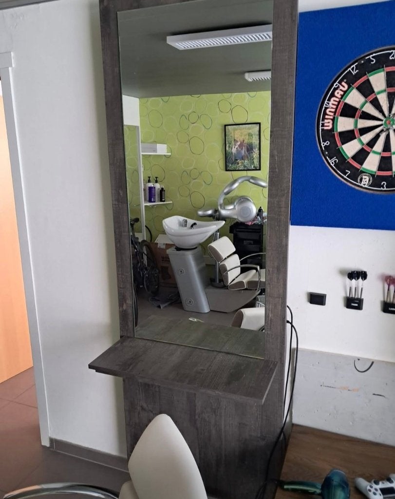 Volledig kapsalon, Ophalen