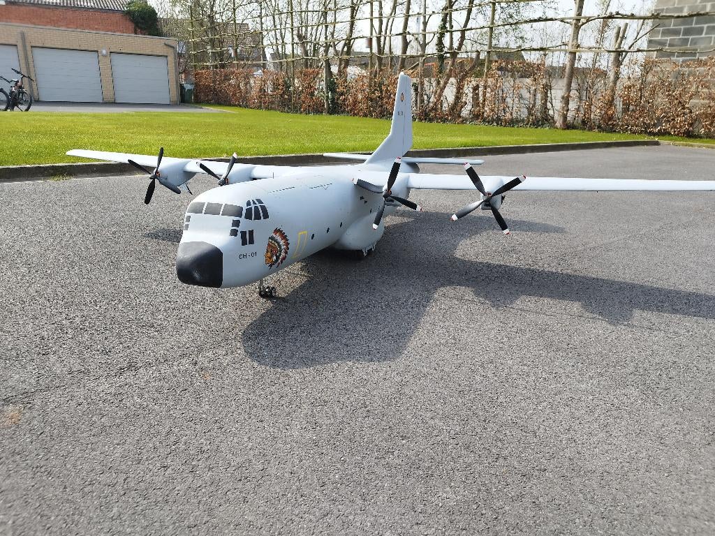 RC C130 grijs, model CH 01 Belgisch Militair Melsbroek, Ophalen, Gebruikt, Elektro, RTF (Ready to Fly)