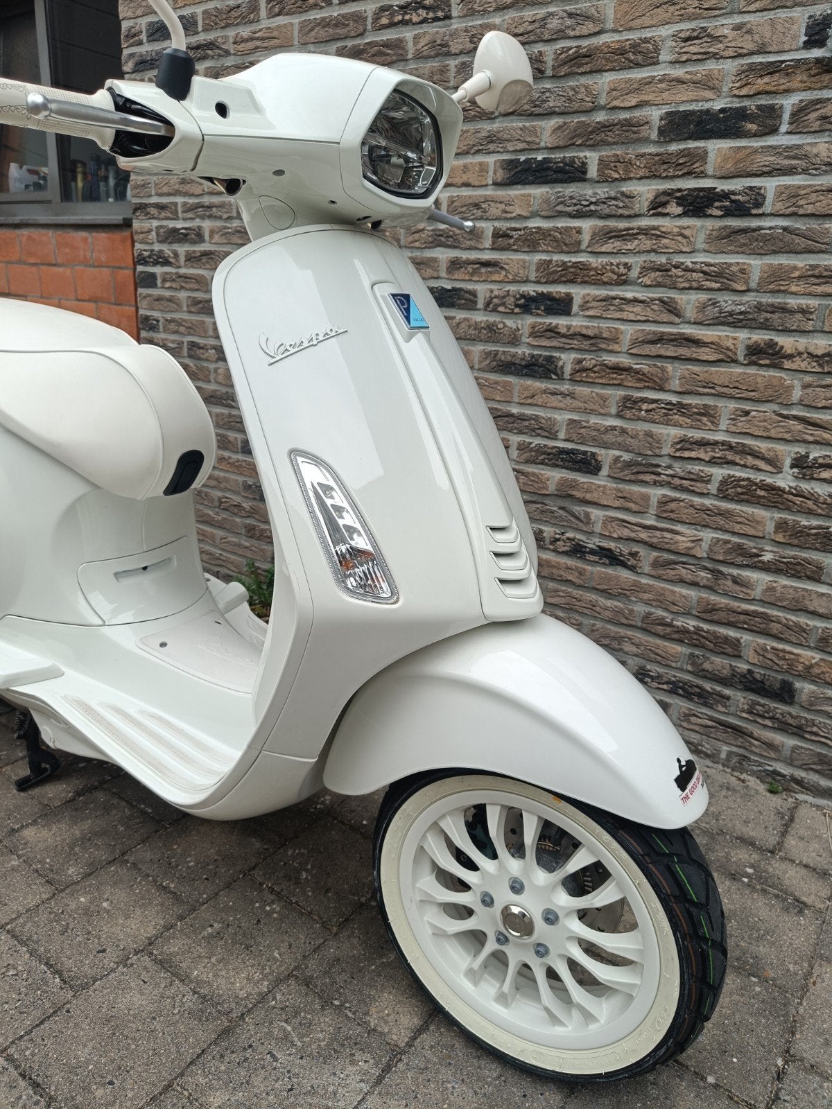 Koop of ruil, Vespa Sprint 125cc full white special edition., Scooter, Nieuw, Particulier, 125 cc