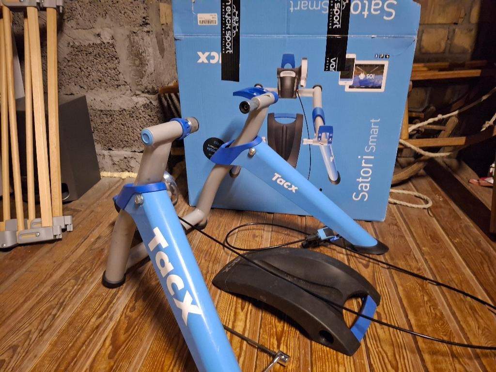 Tacx Satori Smart trainer, Sport en Fitness, Wielrennen, Zo goed als nieuw, Ophalen of Verzenden