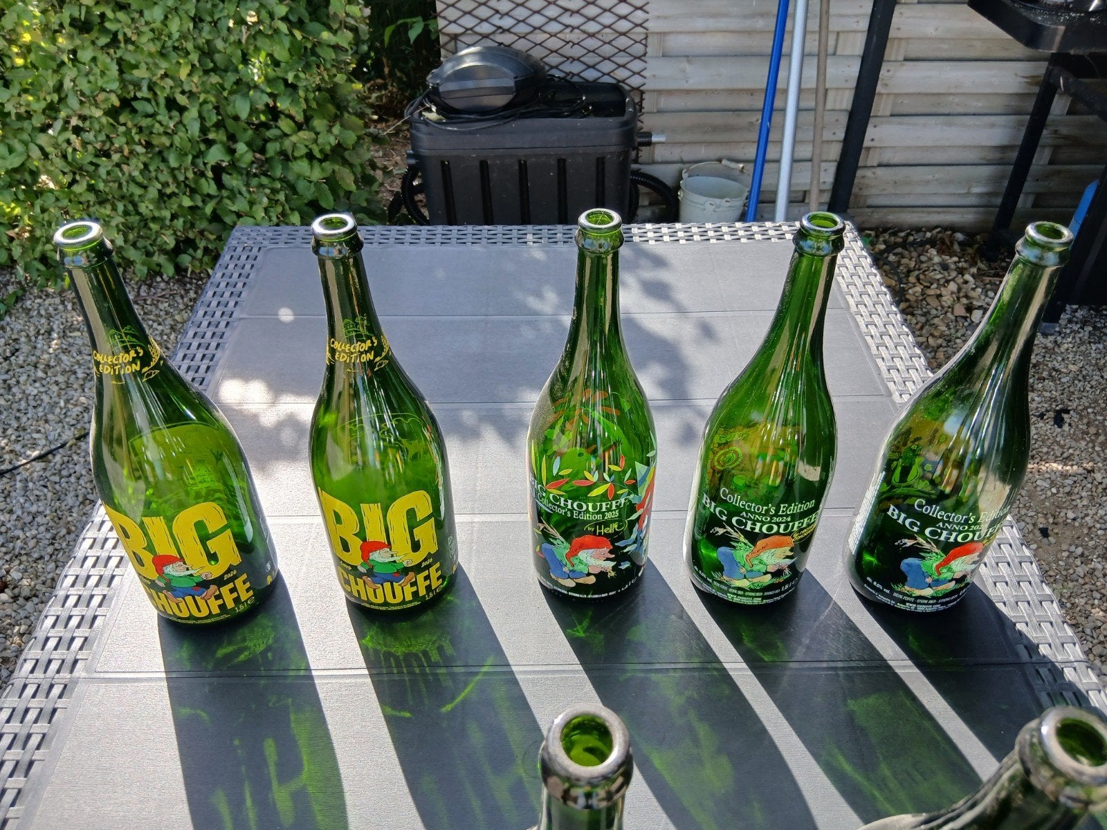 grandes bouteilles à chouffe, Enlèvement