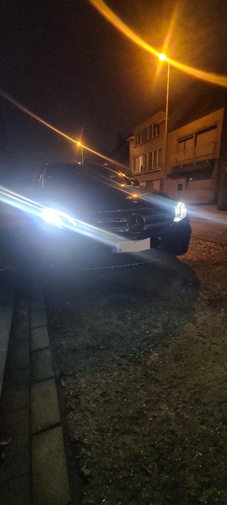 Mercedes-Benz E200d Amg Euro 6C, Auto's, Automaat, 4 deurs, Achterwielaandrijving, Zwart