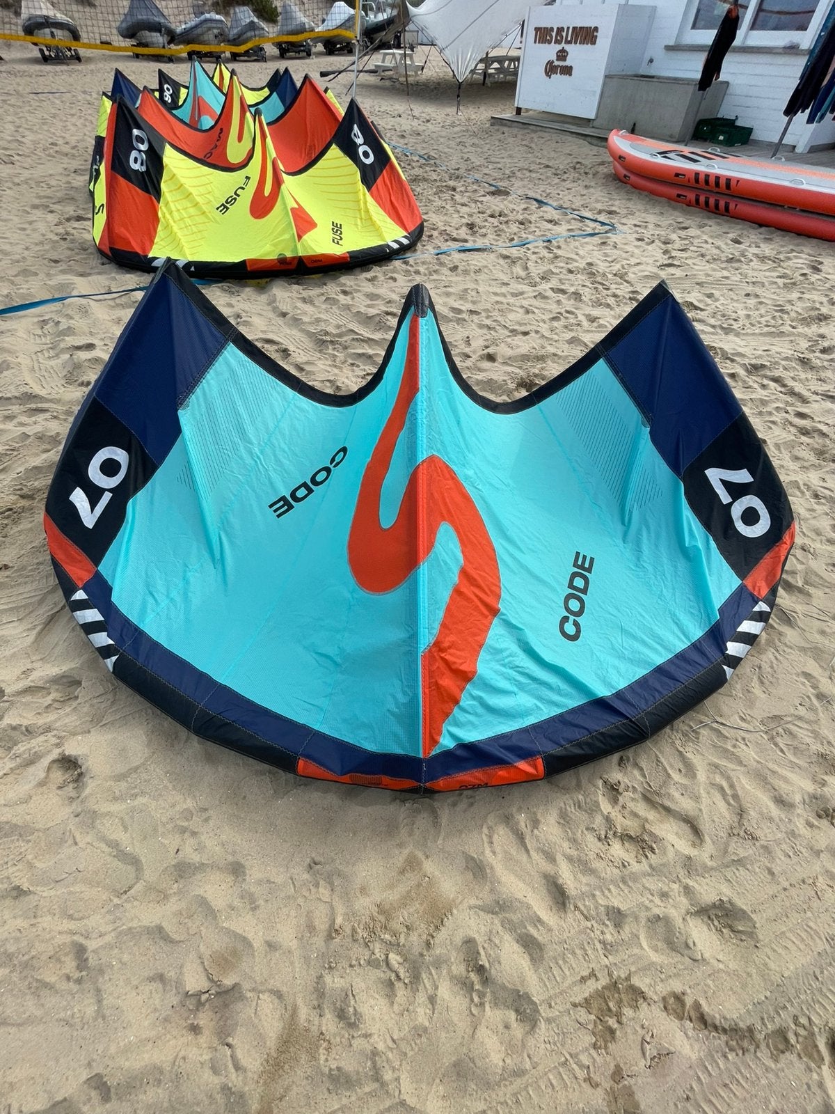 Slingshot code v2 7m 2026, Sports nautiques & Bateaux, Enlèvement, Comme neuf, Kite