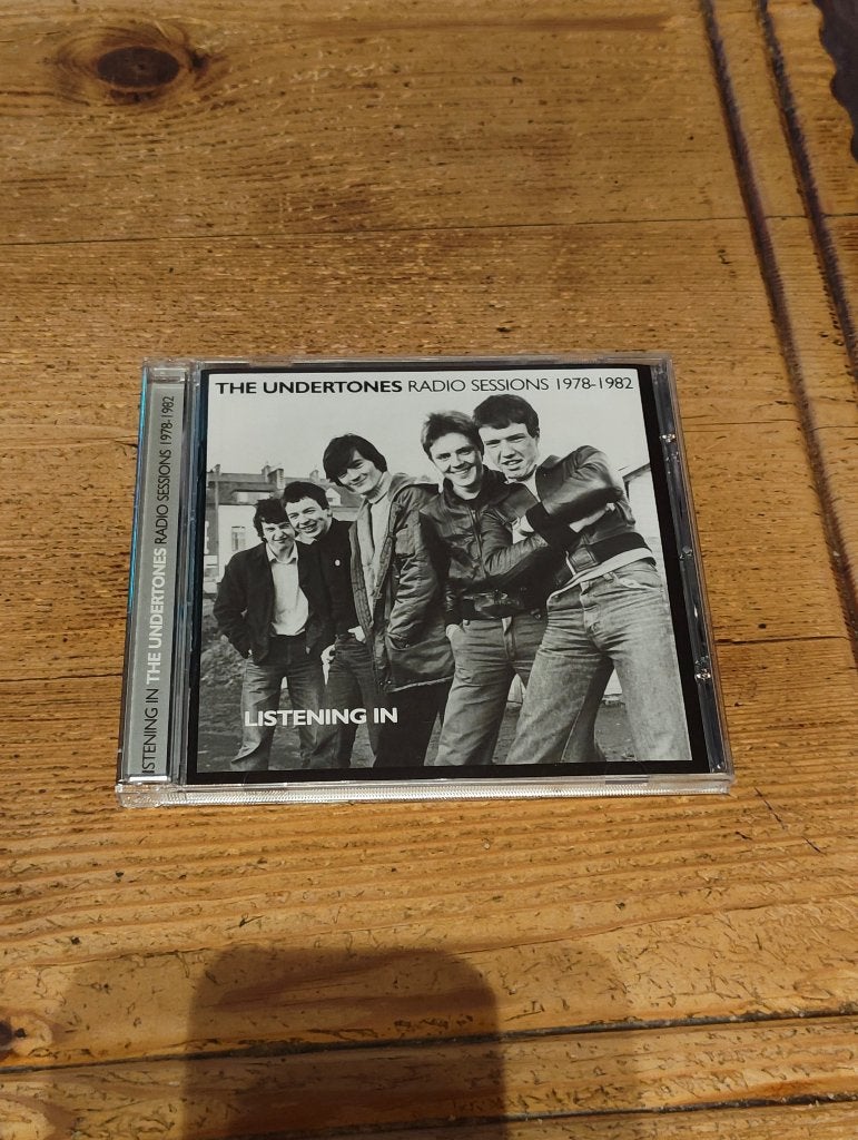 Cd van The Undertones, Cd's en Dvd's, Cd's | Rock, Ophalen of Verzenden, Zo goed als nieuw, Overige genres