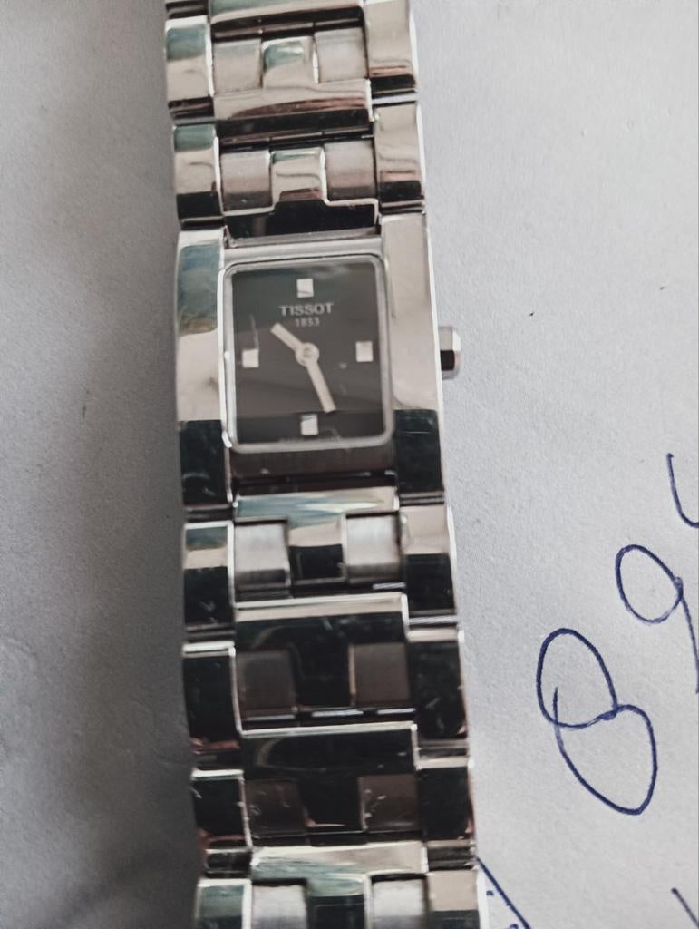 Tissot,dames,rvs,in goede staat de, Handtassen en Accessoires, Horloges | Dames, Ophalen of Verzenden