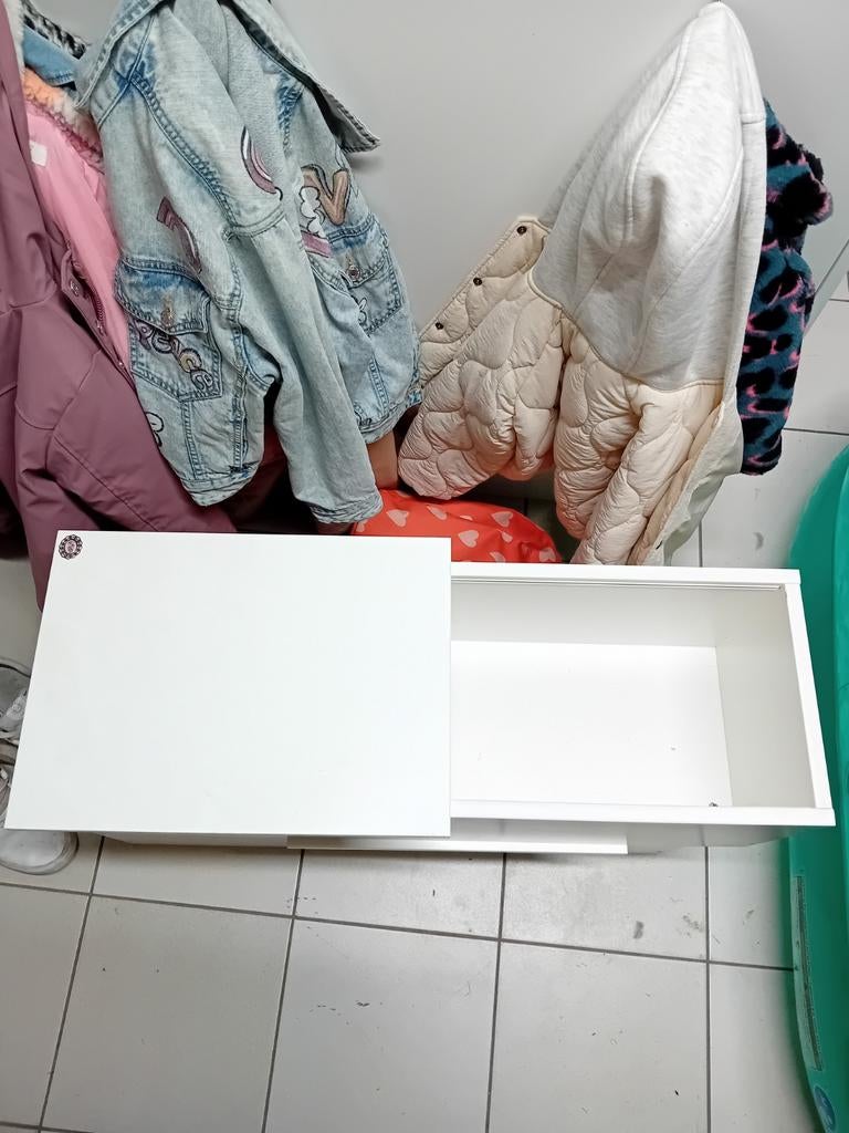 2 hangkastjes, Ophalen
