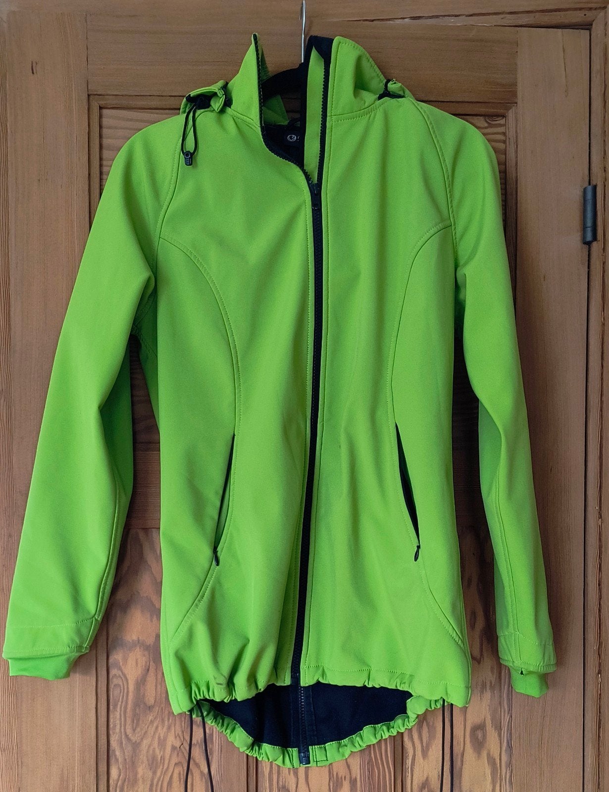 Mamalila Softshell zwangerschapsjas en draagjas, Kleding | Dames, Ophalen of Verzenden, Zo goed als nieuw, Maat 36 (S), Groen