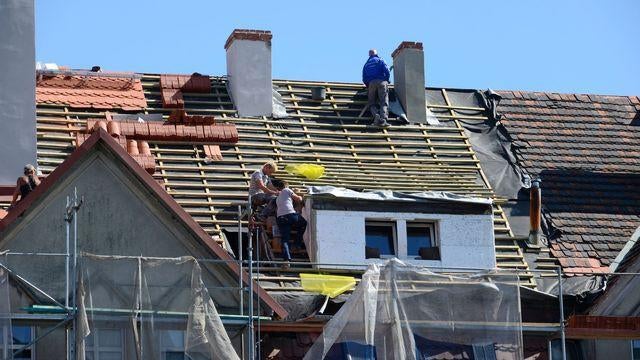 Travaux toiture tous type a-z  & Façade isolation, Bricolage & Construction, Briques, Comme neuf