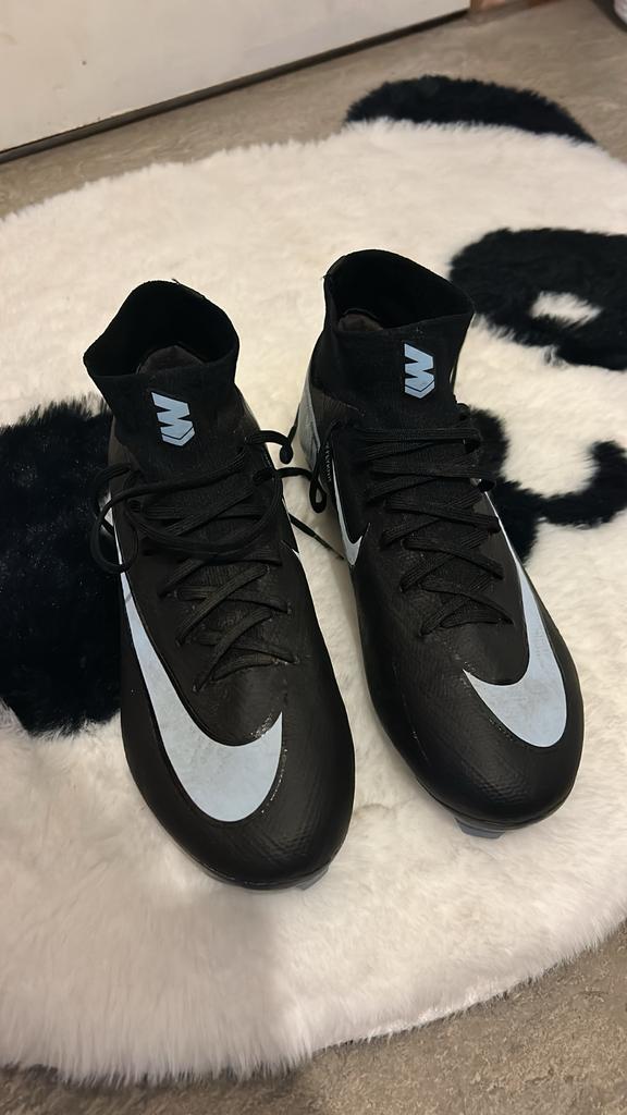 Nike Mercurial lichtblauw/zwart maat 41, Verzenden, Zo goed als nieuw, Schoenen