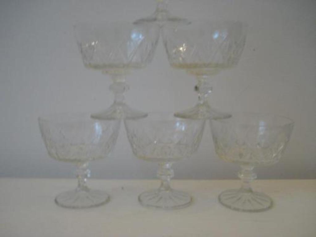 6 vintage cava coupes, Enlèvement