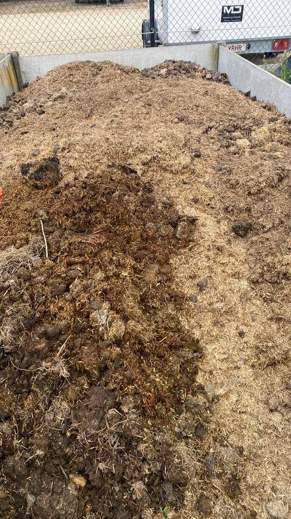 GRATIS paardenmest, Ophalen, Mest