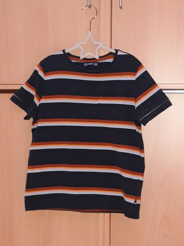 2 t-shirts 140/10j jongen - zo goed als nieuw!, Ophalen of Verzenden, Zo goed als nieuw, Maat 140