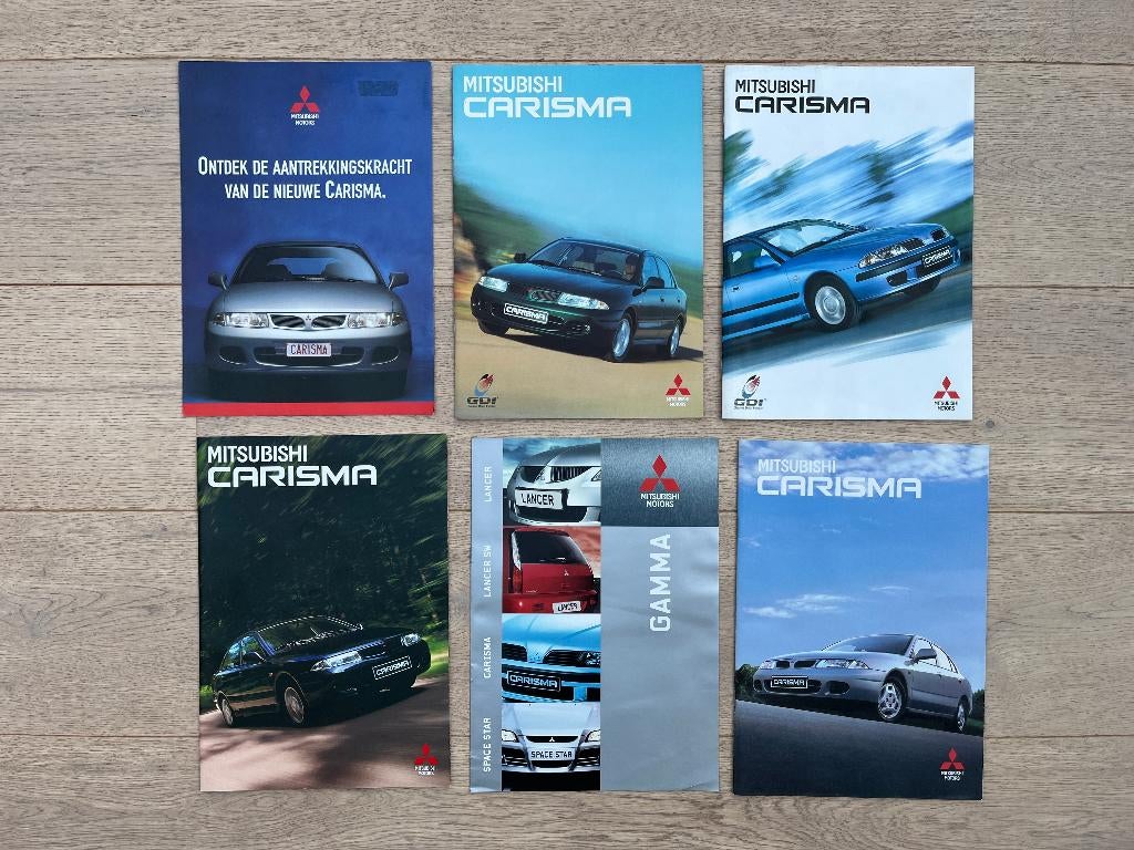 MITSUBISHI CARISMA FOLDERS, Ophalen of Verzenden, Mitsubishi