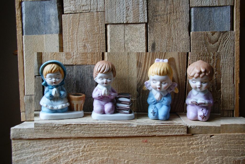 vintage beeldjes communicanten (4 stuks), Ophalen of Verzenden, Nieuw, Religie