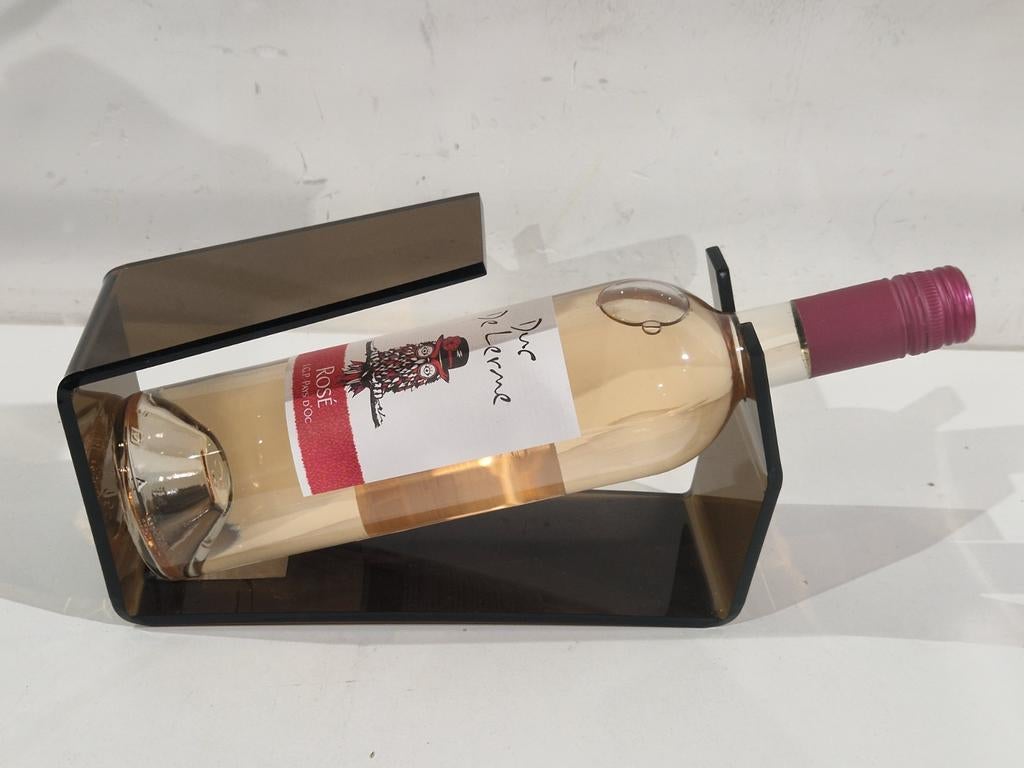 Design wijnhouder , wijnrek in fume plexi,  bruine kunststof, Huis en Inrichting, Ophalen of Verzenden, Zo goed als nieuw, Kunststof