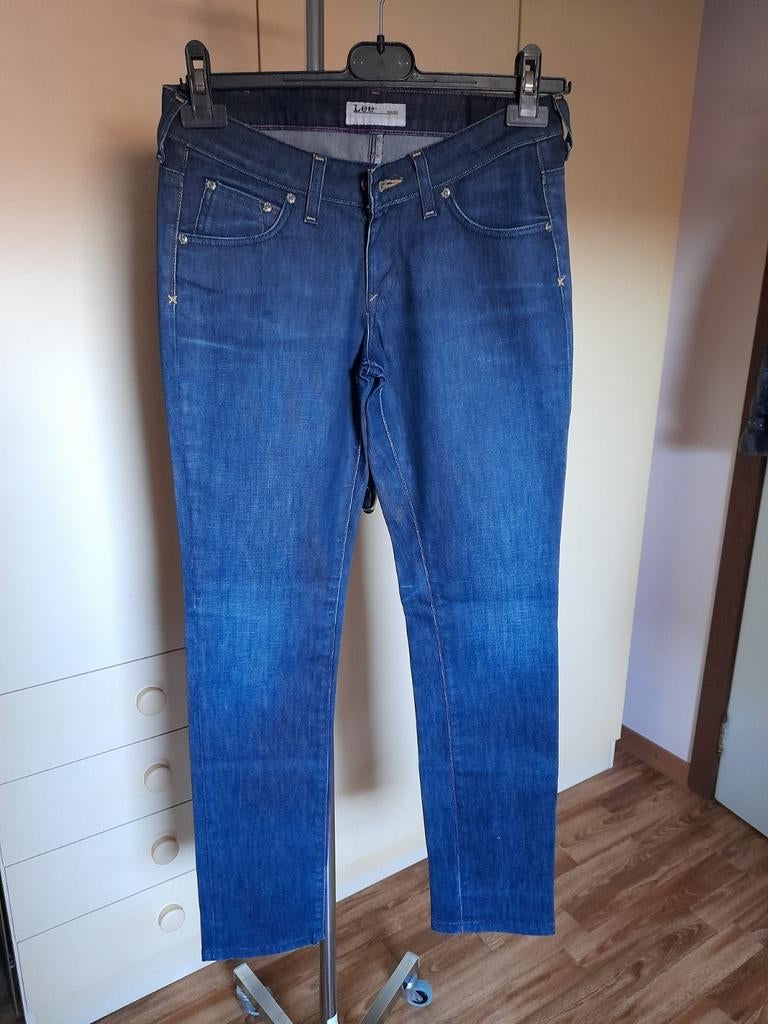 Nieuwe jeans broek. Geen koerierdiensten of oplichterij!!, Blauw, Nieuw, Ophalen of Verzenden, Lee