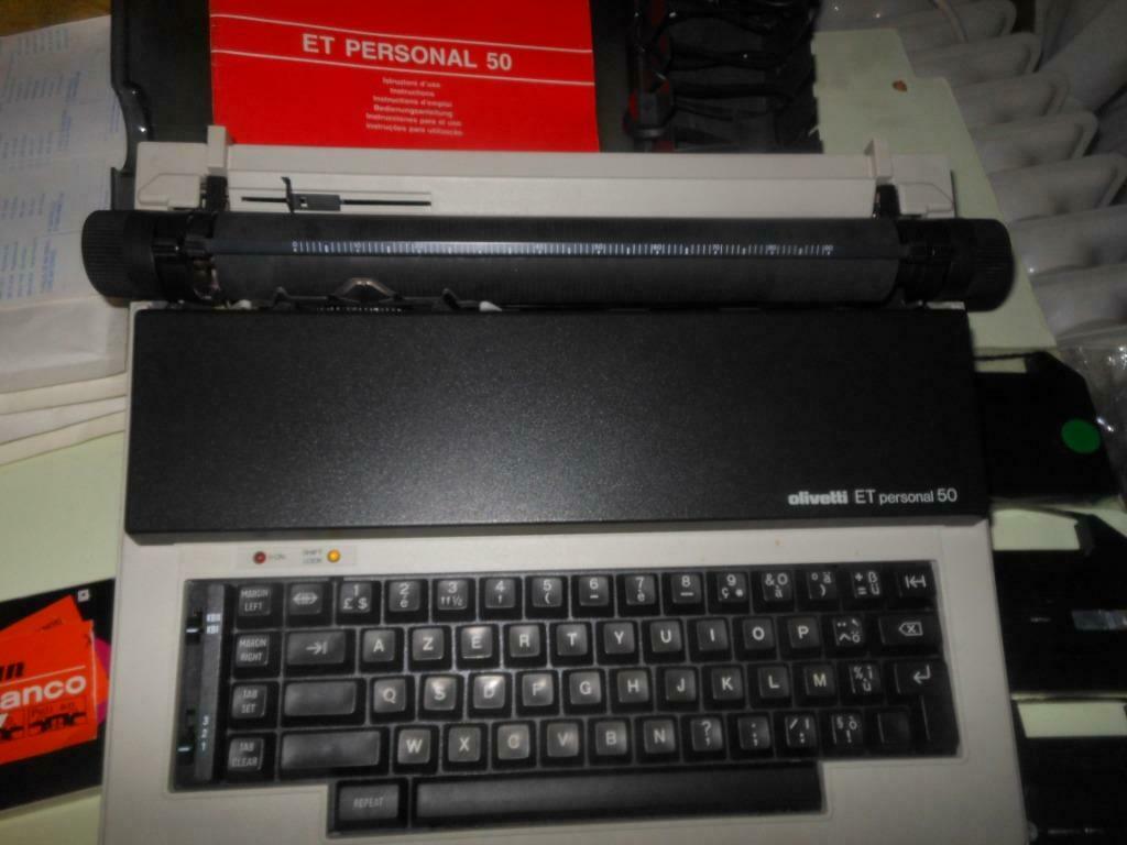 Electrische schrijfmachine olevetti Et personal 50, Enlèvement, Comme neuf