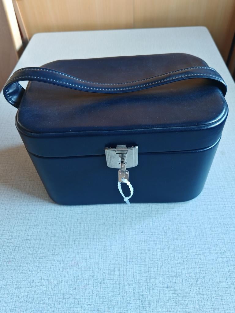 Beautycase Blauw, Blauw, Met slot, Ophalen of Verzenden, Zo goed als nieuw