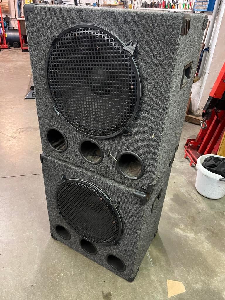 2x baskasten Eminence Delta-15LFA 15 inch 500W RMS 8 Ohm, Enlèvement, Sono