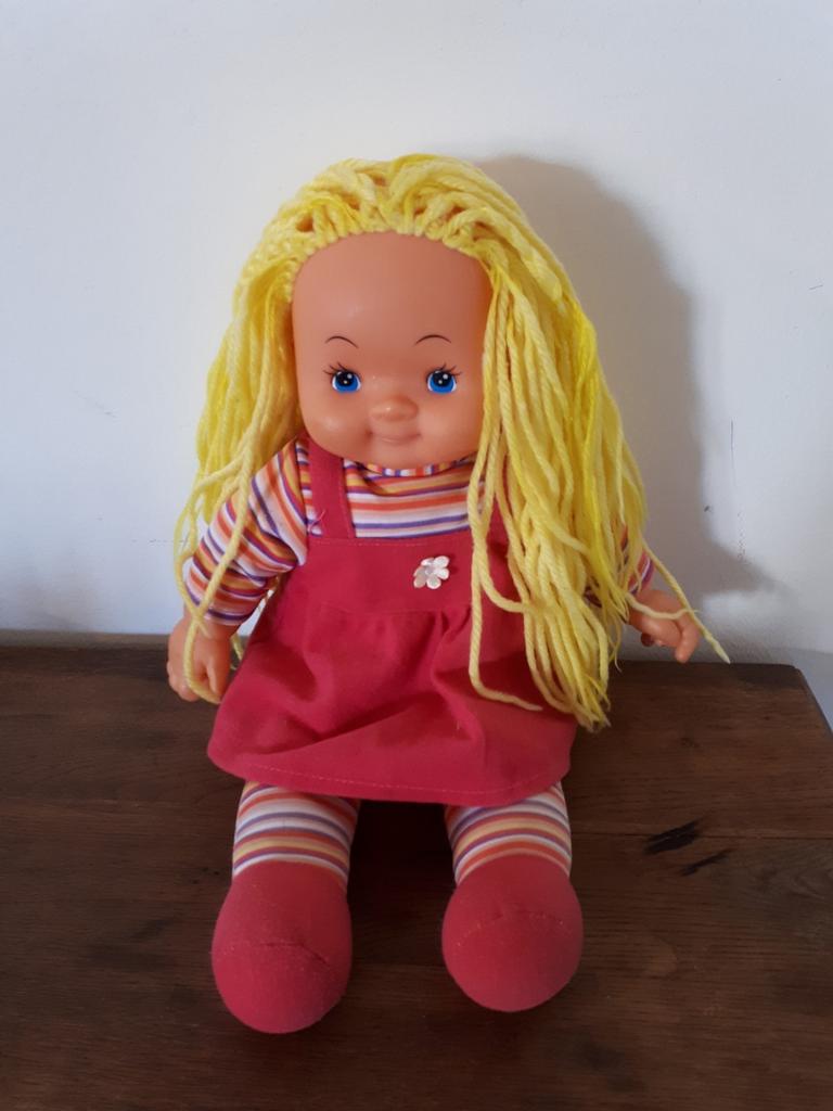 Knuffelpop, Kinderen en Baby's, Speelgoed | Poppen, Ophalen of Verzenden, Zo goed als nieuw, Babypop