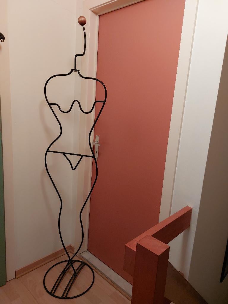 Porte-manteau vintage métal femme Laurids Lonborg pour Ikea, Comme neuf, Métal, Portemanteau sur pied, 150 à 200 cm