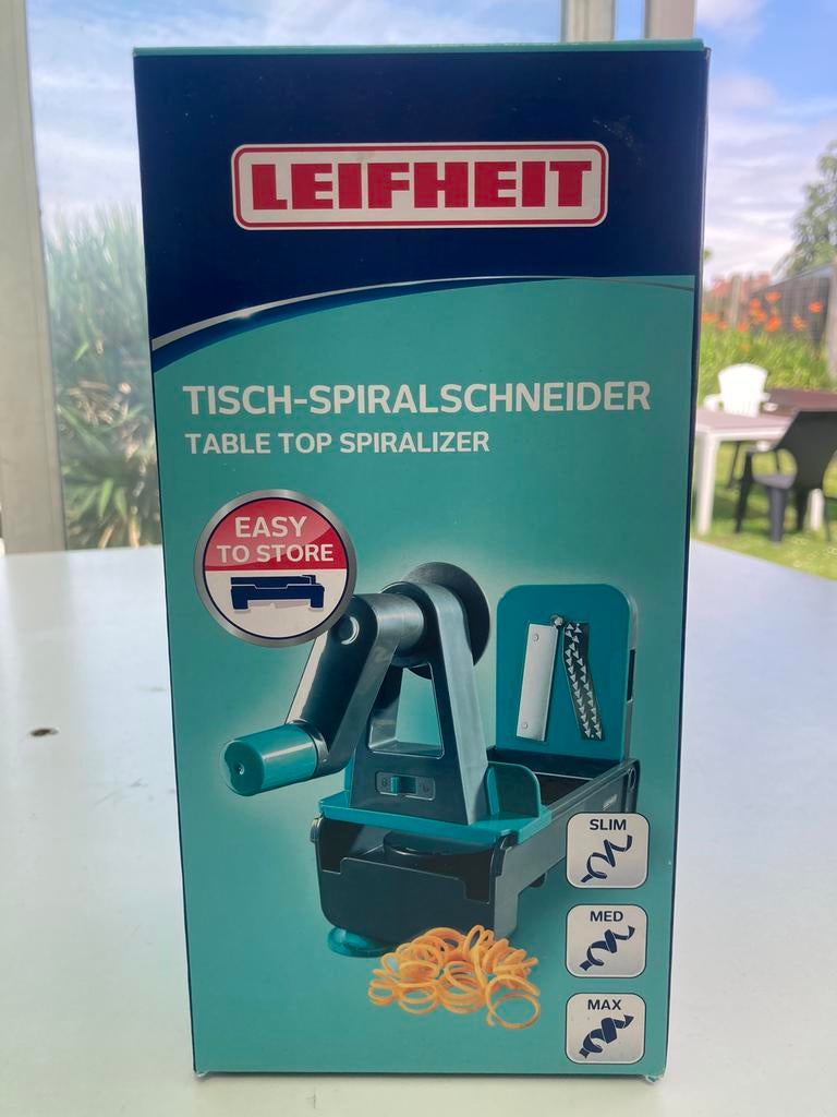 LEIFHEIT spiraalsnijders voor op tafel. Negen!, Huis en Inrichting, Nieuw