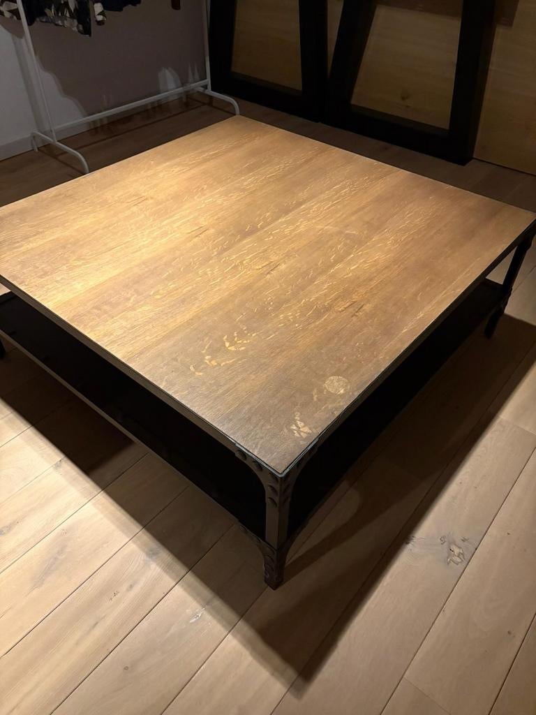 Prachtige salontafel met stalen onderstel, Ophalen