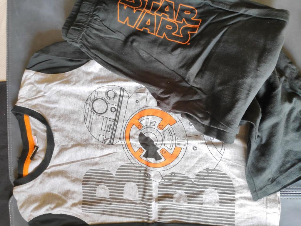 Pyjama star wars taille 134/140, Enlèvement ou Envoi, Utilisé, Vêtements de nuit ou Sous-vêtements