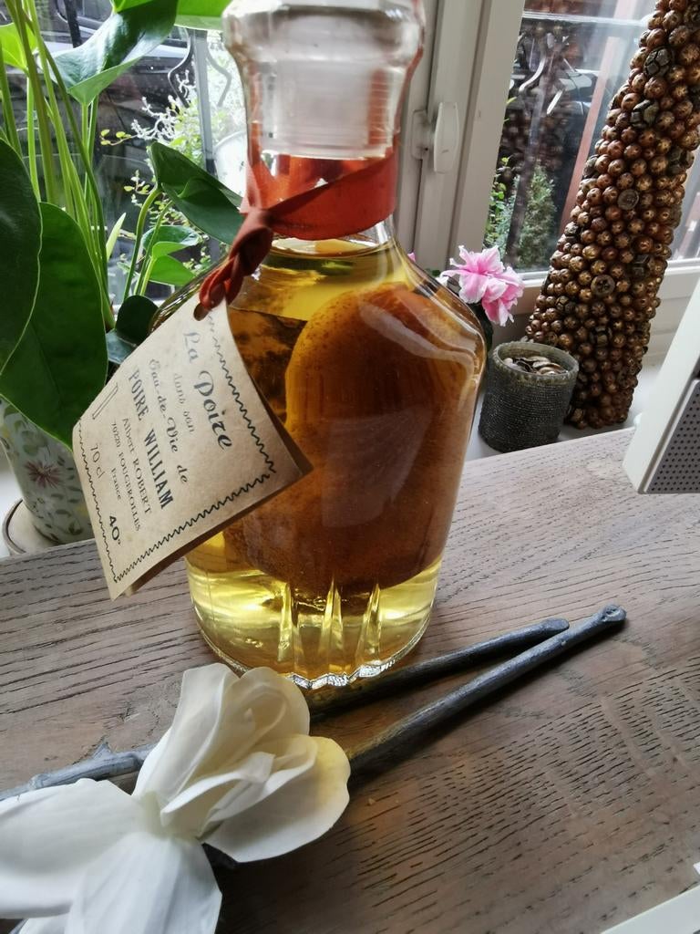 Eau de vie de poire William meer dan 50 jaar oud!!, Ophalen, Frankrijk