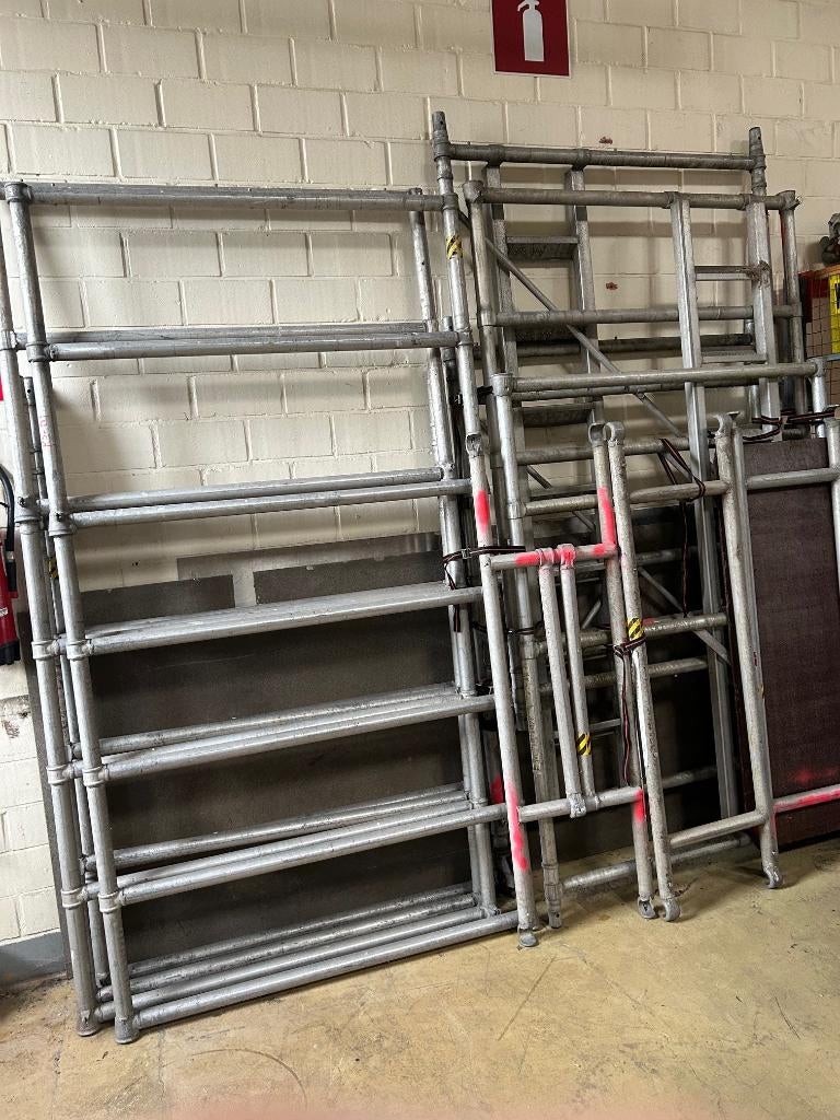Aluminium stelling, Ophalen, Gebruikt, Rolsteiger of Kamersteiger, 5 meter of hoger