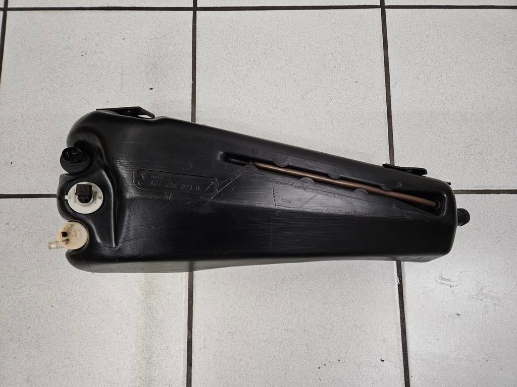 1 Réservoir de lave glace Porsche 964, Enlèvement ou Envoi, Porsche