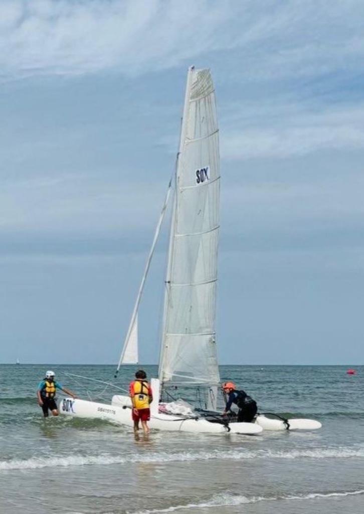 Catamaran Dart Hawk, Watersport en Boten, Catamarans, Ophalen, Gebruikt
