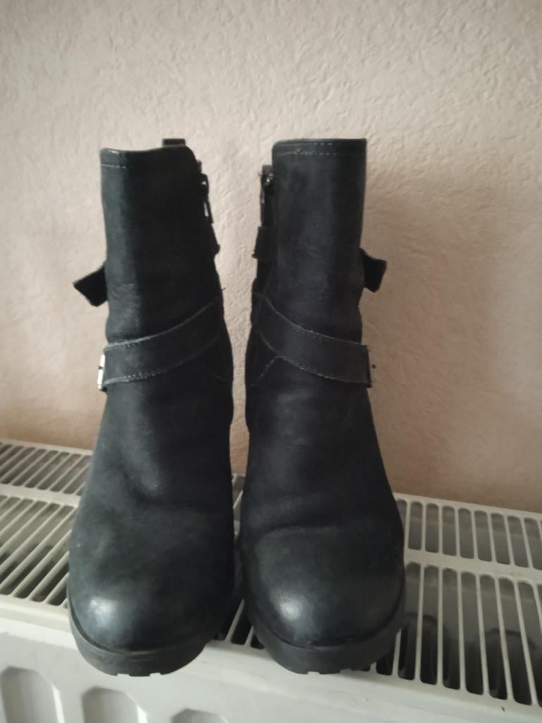 Bottines en cuir noir Tamaris M37, Tamaris, Enlèvement ou Envoi, Comme neuf, Boots et Botinnes