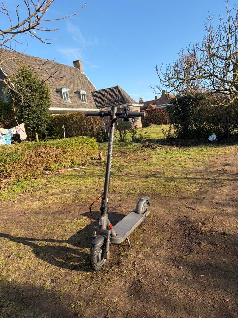 Te koop: Xiaomi Electric Scooter Elite  met doos en gartie, Fietsen en Brommers, Ophalen