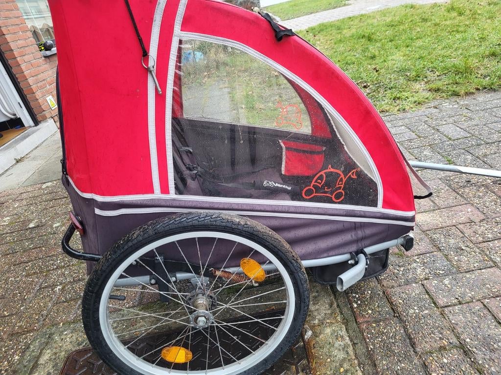 Vantly goeistaat wel gebruikt moet snel weg gev en bod en is, Vélos & Vélomoteurs, Accessoires vélo | Remorques, Enlèvement