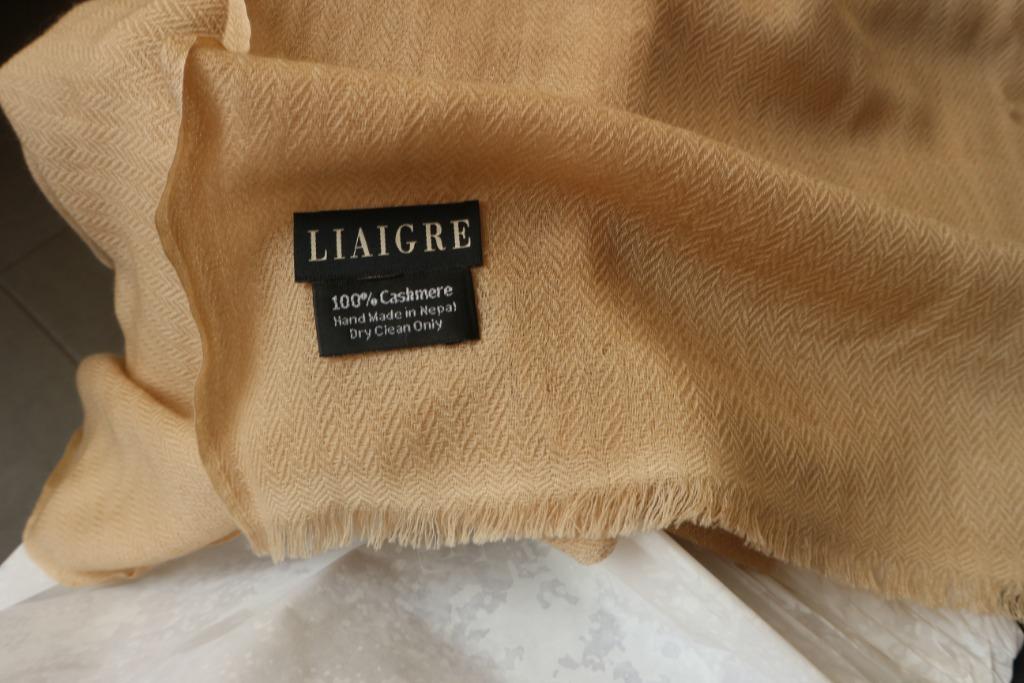 Etole Cachemire C. LIAIGRE (100/200) pour homme ou femme, Vêtements | Hommes, Enlèvement ou Envoi