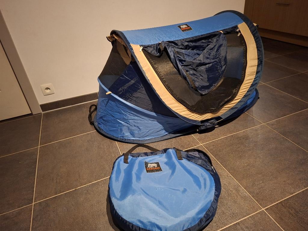 Deryan baby tent, Enlèvement, Utilisé