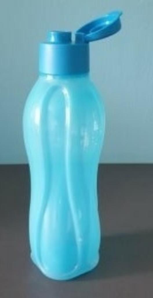 Bouteille à boire Tupperware - Ecobottle 500 ml bleu clair, Maison & Meubles, Enlèvement ou Envoi, Neuf, Bleu