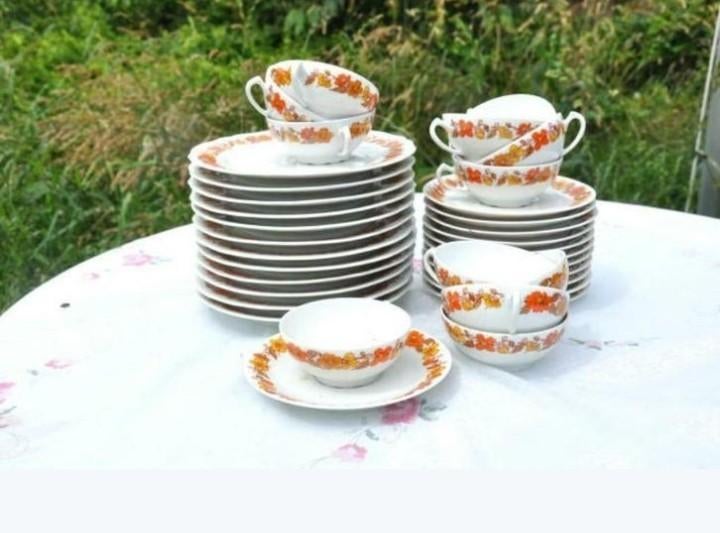 § service a café et pâtisserie porcelaine limoges 12 pers, Enlèvement ou Envoi