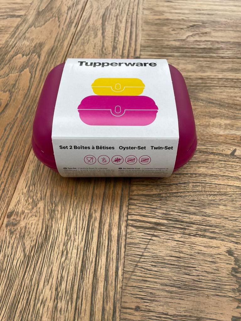 Set brooddozen Tupperware