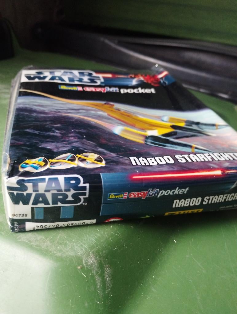 Revell 06738 STAR WARS Naboo Starfighter "easykit pocket", Ophalen of Verzenden, Nieuw, Actiefiguurtje