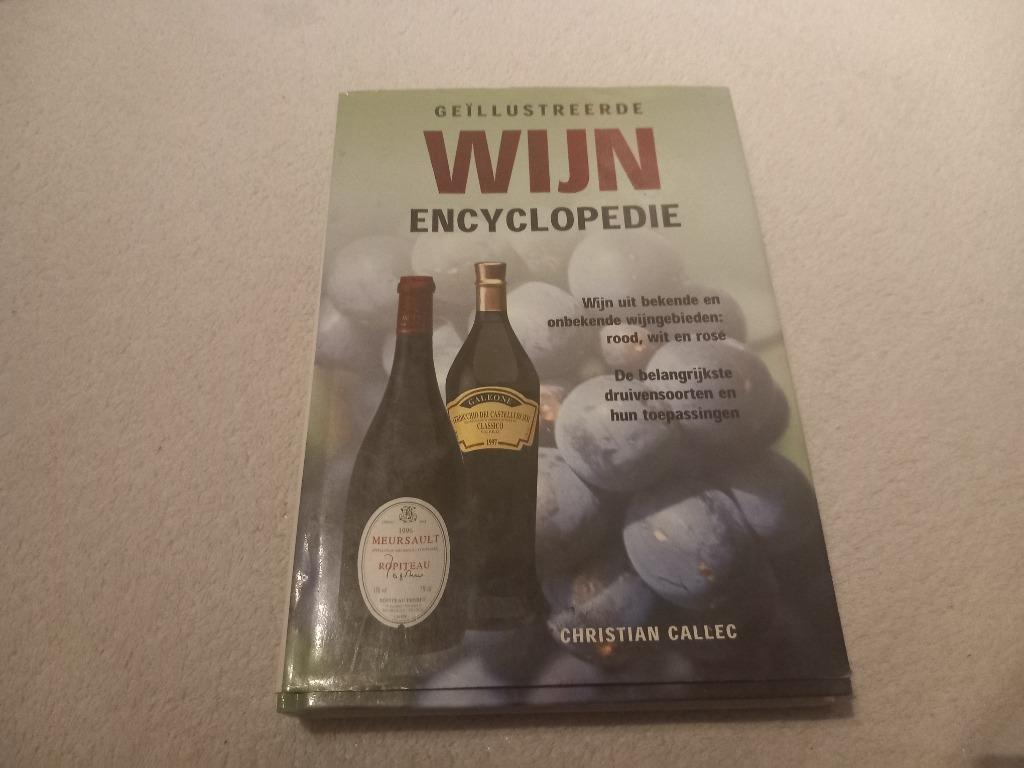 Boek Wijn encyclopedie Vinologie Oenologie Koken Drank, Boeken, Kookboeken, Ophalen of Verzenden