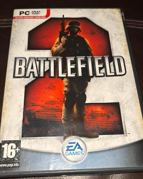 ALS NIEUW PC DVD-ROM EA GAMES BATTLEFIELD 2 TM  !, Ophalen of Verzenden, Zo goed als nieuw