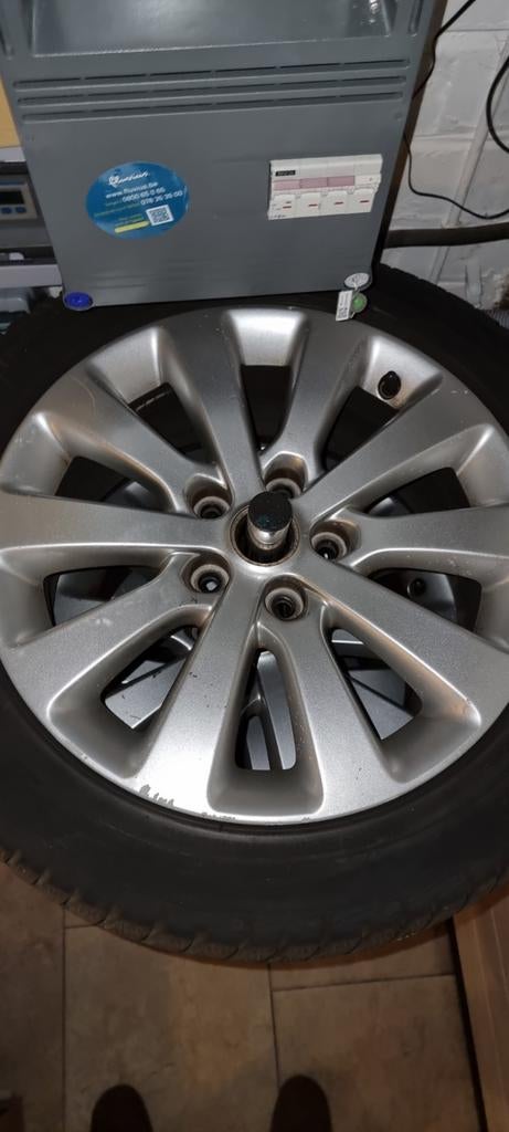 Opel Zafira Tourer : jantes + pneus hiver, Autos : Pièces & Accessoires, Pneus & Jantes, Enlèvement, Pneus hiver, Pneu(s)
