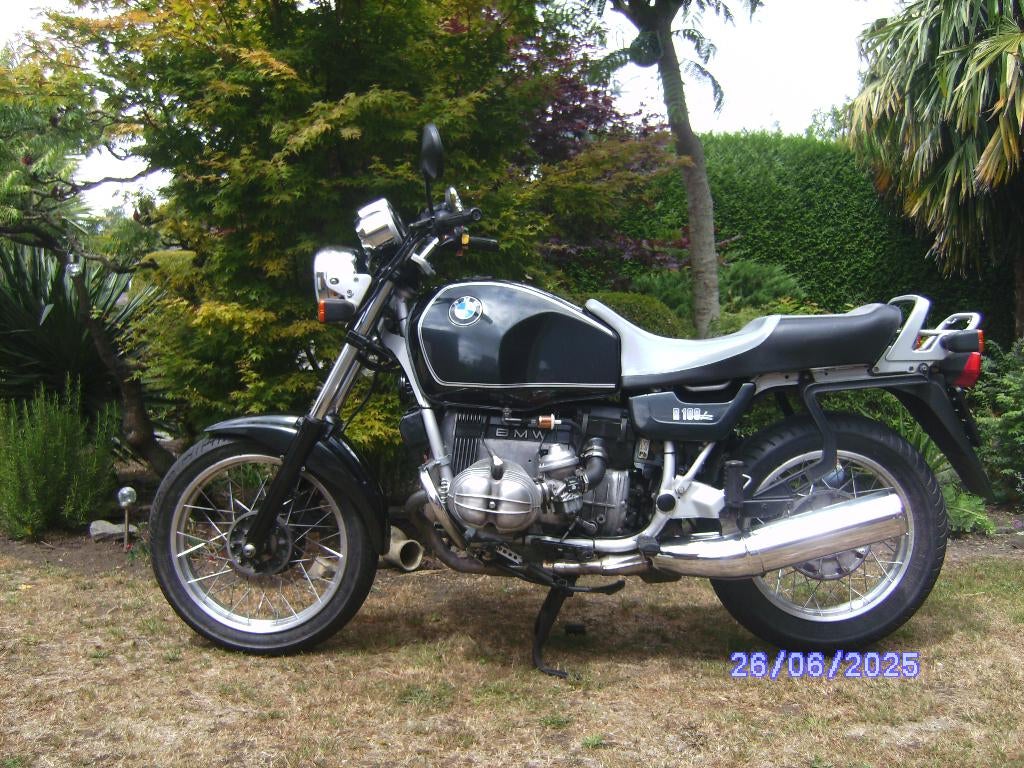 r100r, Particulier