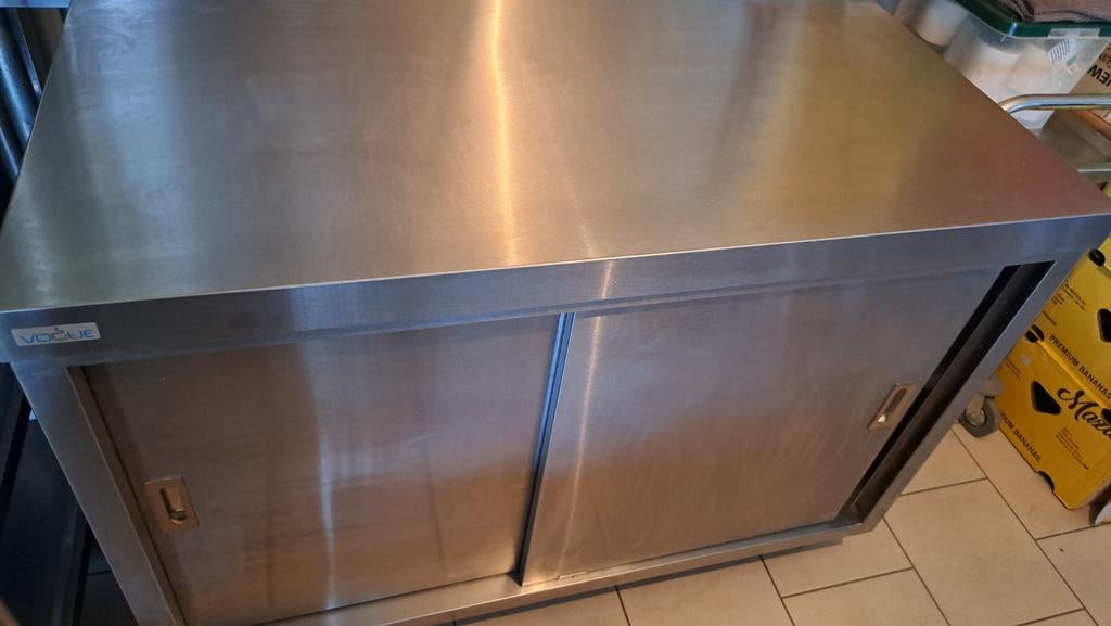 ENSEMBLE  MEUBLES HORECA EN INOX - QUALITE PROFESSIONNELLE, Enlèvement