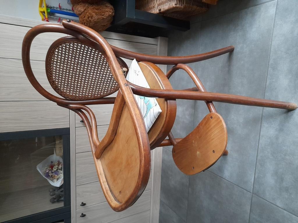 houten kinderstoel, Ophalen